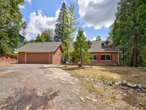 Exterior - 60036 Cascadel Dr S, North Fork, CA 93643 photo 2 of 19