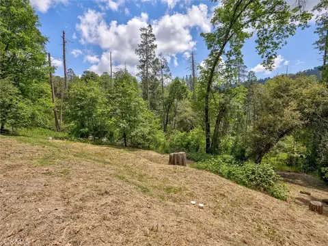 Exterior - 60036 Cascadel Dr S, North Fork, CA 93643 photo 16 of 19