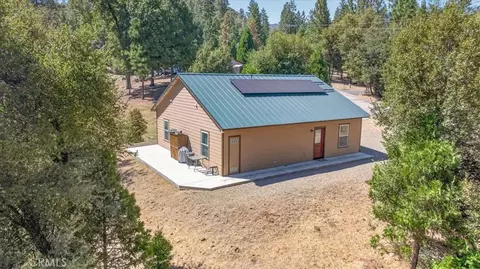 Exterior - 5594 Red Ibis Ct, Mariposa, CA 95338 photo 3 of 4