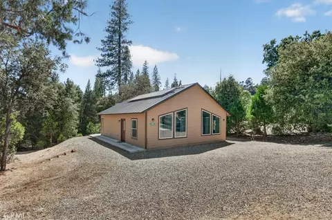 Exterior - 5594 Red Ibis Ct, Mariposa, CA 95338 photo 2 of 4