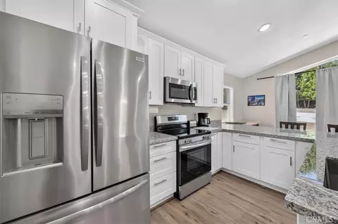 Kitchen - 5594 Red Ibis Ct, Mariposa, CA 95338 photo 4 of 5