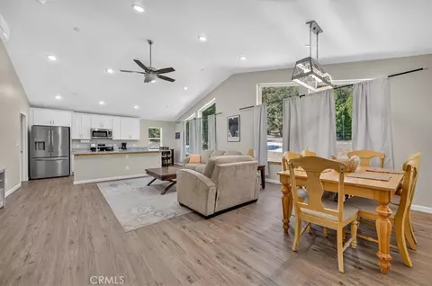 Dining - 5594 Red Ibis Ct, Mariposa, CA 95338 photo 1 of 2