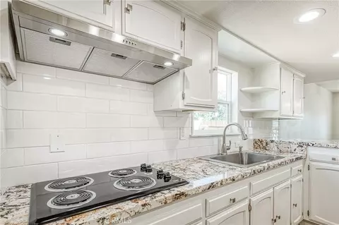 Kitchen - 1651 5th St, Clovis, CA 93611 photo 2 of 3