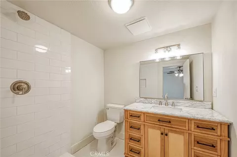 Bath - 1651 5th St, Clovis, CA 93611 photo 1 of 2