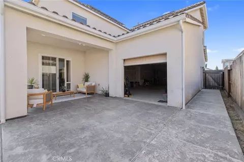 Exterior - 3036 Keats Ave, Clovis, CA 93619 photo 3 of 5