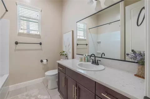 Bath - 3036 Keats Ave, Clovis, CA 93619 photo 1 of 3