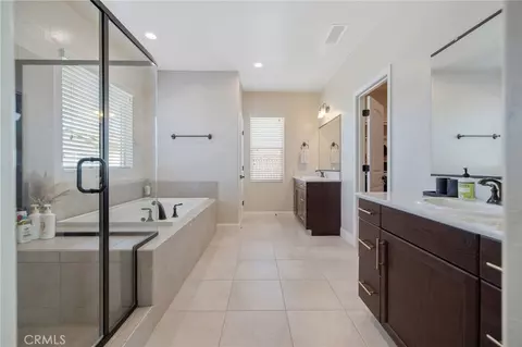 Bath - 3036 Keats Ave, Clovis, CA 93619 photo 3 of 3