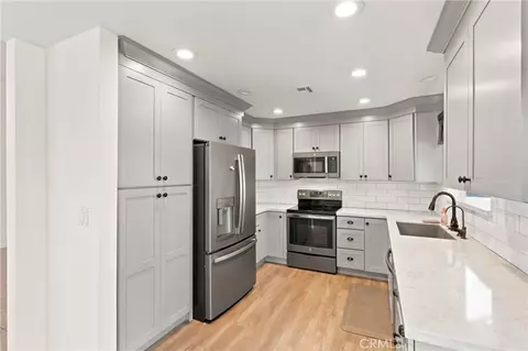 Kitchen - 3909 Julene Dr, Modesto, CA 95357 photo 2 of 5