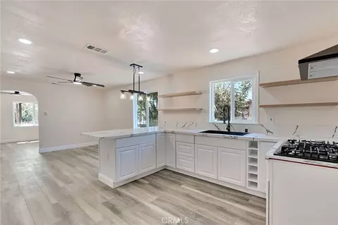 Kitchen - 15760 Raymond, Madera, CA 93638 photo 3 of 4
