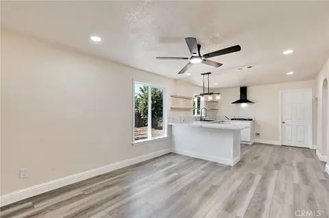 Living - 15760 Raymond, Madera, CA 93638 photo 4 of 5