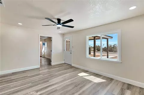 Living - 15760 Raymond, Madera, CA 93638 photo 3 of 5