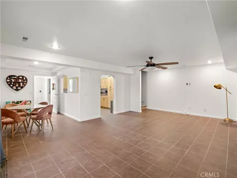 Living - 17113 Mark, Madera, CA 93636 photo 2 of 3