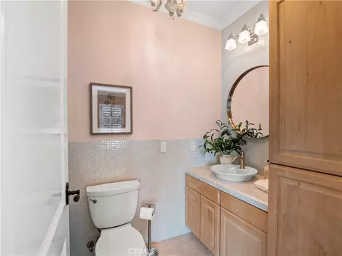 Bath - 17113 Mark, Madera, CA 93636 photo 5 of 7