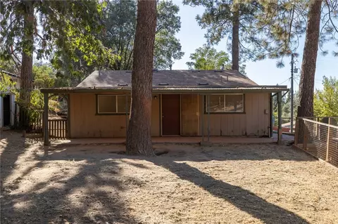 Exterior - 49832 Pierce, Oakhurst, CA 93644 photo 13 of 27