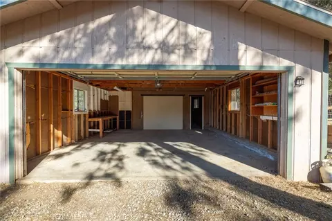 Other - 49832 Pierce, Oakhurst, CA 93644 photo 4 of 5