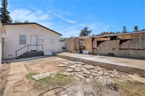 Exterior - 513 Arch St, Martinez, CA 94553 photo 3 of 6