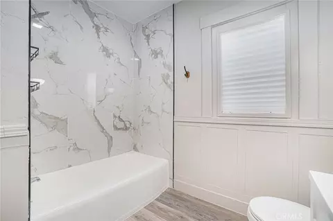 Bath - 513 Arch St, Martinez, CA 94553 photo 2 of 2