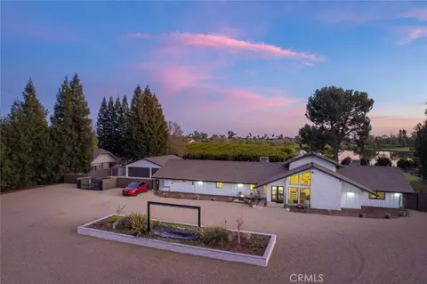 11735 E Santa Ana, Clovis, CA 93619 photo 2