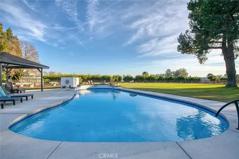 Exterior - 11735 E Santa Ana, Clovis, CA 93619 photo 16 of 36