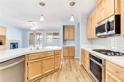 Kitchen - 1049 Stanford Ave, Madera, CA 93637 photo 1 of 4