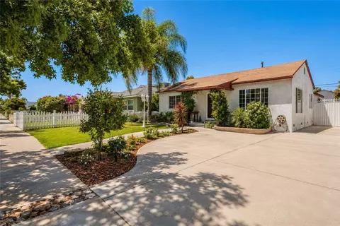 6313 Willowcrest Ave, North Hollywood, CA 91606