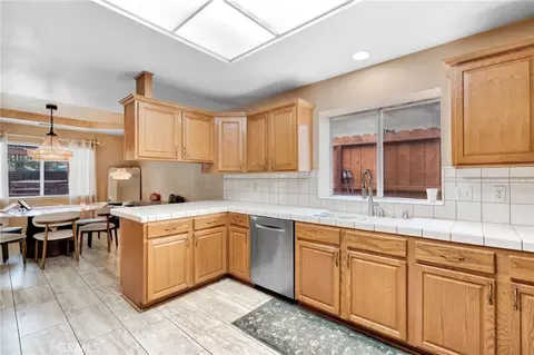 Kitchen - 3605 Doubletree Way, Madera, CA 93637 photo 1 of 3