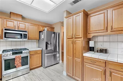 Kitchen - 3605 Doubletree Way, Madera, CA 93637 photo 3 of 3