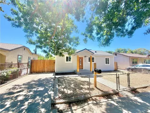 Exterior - 736 W 9th, Merced, CA 95341 photo 2 of 4