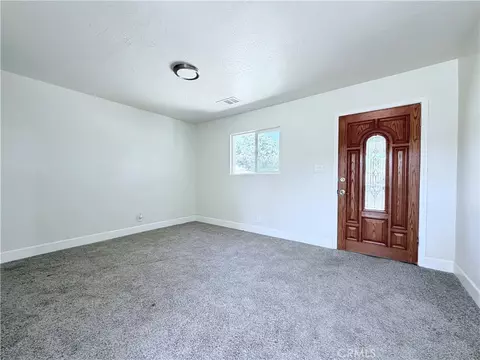 Living - 736 W 9th, Merced, CA 95341 photo 2 of 3