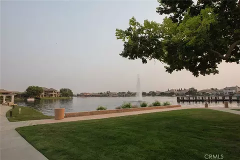 View/Area - 10588 E Fieldstone Ave, Clovis, CA 93619 photo 4 of 6