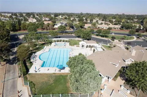 View/Area - 10588 E Fieldstone Ave, Clovis, CA 93619 photo 2 of 6