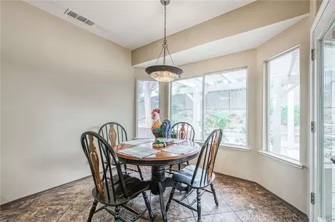 Dining - 10588 E Fieldstone Ave, Clovis, CA 93619 photo 5 of 6