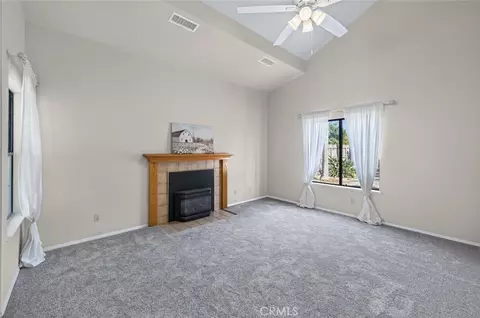 Living - 571 W Pat, Clovis, CA 93612 photo 2 of 5