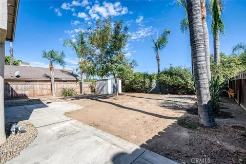 Exterior - 571 W Pat, Clovis, CA 93612 photo 5 of 10