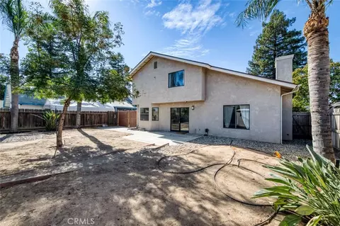 Exterior - 571 W Pat, Clovis, CA 93612 photo 8 of 10