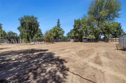 Exterior - 11914 Charlton Rd, Madera, CA 93636 photo 6 of 7
