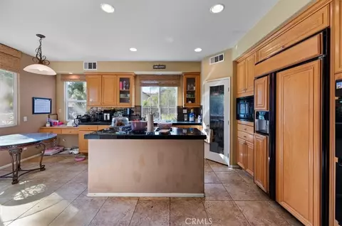 Kitchen - 1842 Richards Pl, Upland, CA 91784 photo 2 of 4