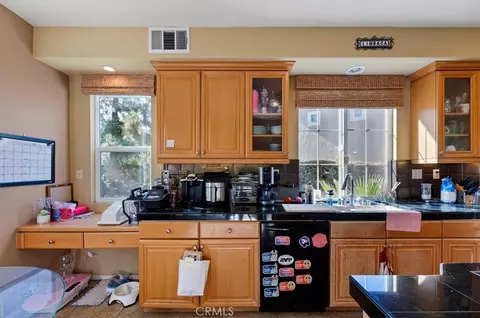 Kitchen - 1842 Richards Pl, Upland, CA 91784 photo 4 of 4