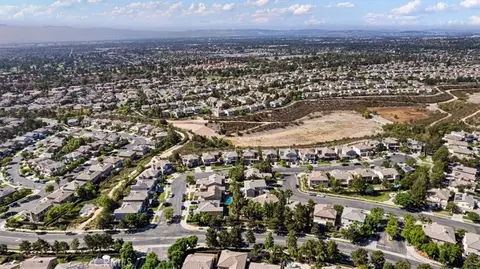 View/Area - 1842 Richards Pl, Upland, CA 91784 photo 5 of 6