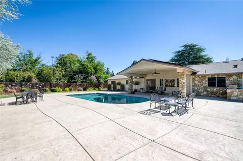 Exterior - 10270 Lanes Brg, Madera, CA 93636 photo 6 of 15