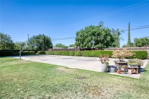Exterior - 10270 Lanes Brg, Madera, CA 93636 photo 9 of 15