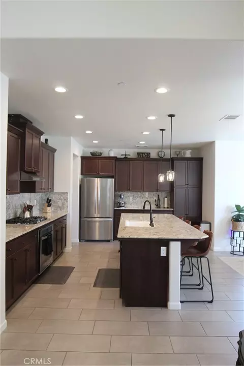 Kitchen - 1115 Sanders Ave, Clovis, CA 93619 photo 1 of 6