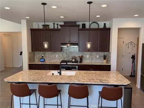 Kitchen - 1115 Sanders Ave, Clovis, CA 93619 photo 6 of 6