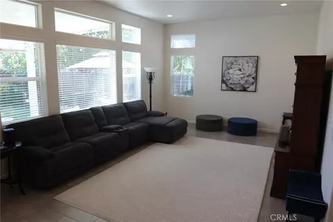 Living - 1115 Sanders Ave, Clovis, CA 93619 photo 2 of 3