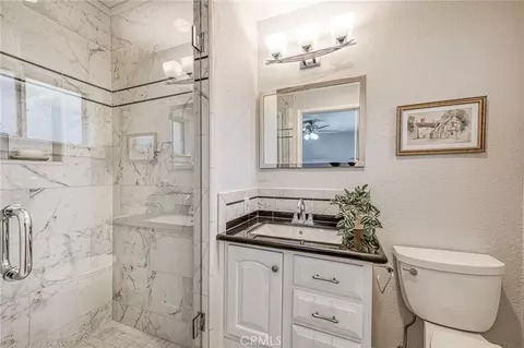 Bath - 1391 Birch, Clovis, CA 93611 photo 2 of 3