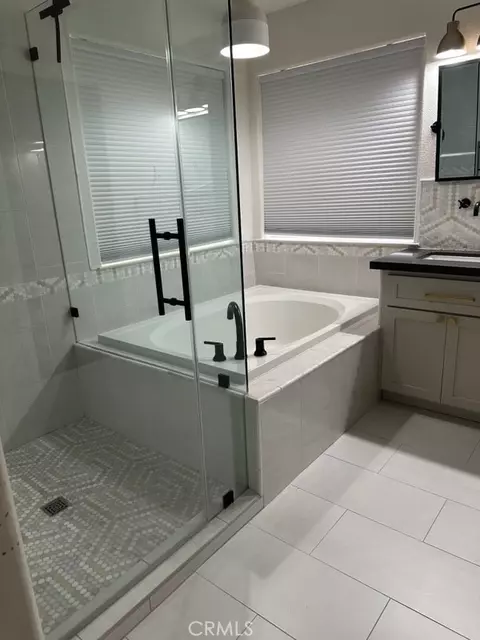 Bath - 1856 Decatur, Clovis, CA 93611 photo 5 of 6