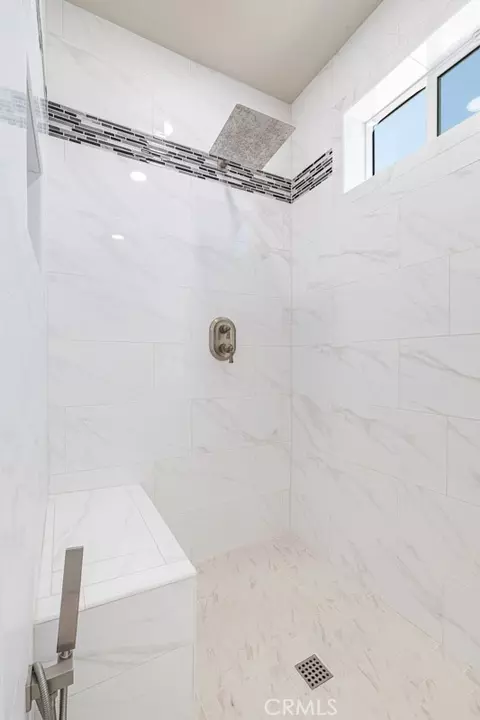 Bath - 2674 Prescott, Clovis, CA 93619 photo 6 of 6