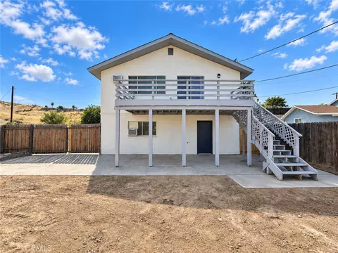 Exterior - 522 Garfield Ave, Taft, CA 93268 photo 9 of 9