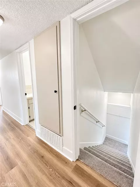 Entry Way - 522 Garfield Ave, Taft, CA 93268 photo 2 of 3