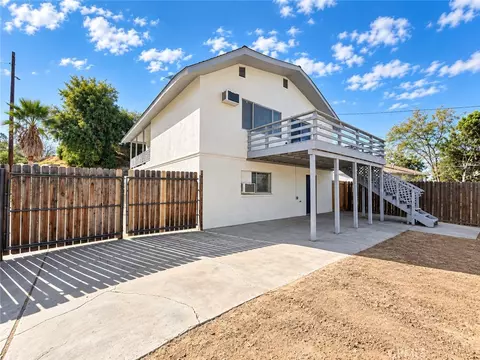 Exterior - 522 Garfield Ave, Taft, CA 93268 photo 5 of 9